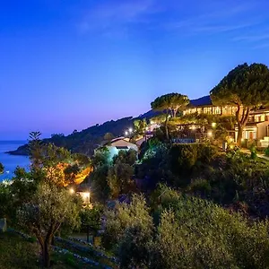 4* Hotel Baia Imperiale